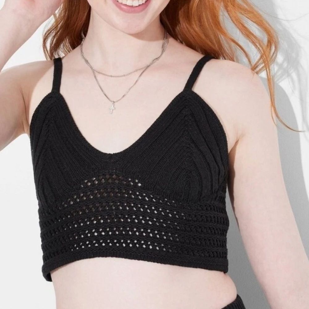 Wild Fable Black V-Neck Crochet Crop Top, Size M, NWT
